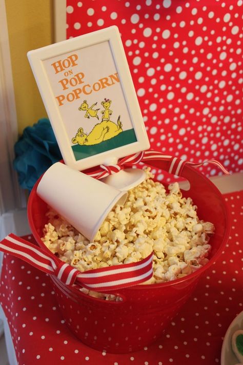 Dr Suess baby shower ideas. Dr Suess Baby Shower Ideas, Dr. Suess, Dr Seuss Snacks, Dr Suess Baby, Doctor Suess Birthday, Dr Seuss Party Ideas, Dr Seuss Preschool, Book Birthday Parties, Dr Seuss Crafts