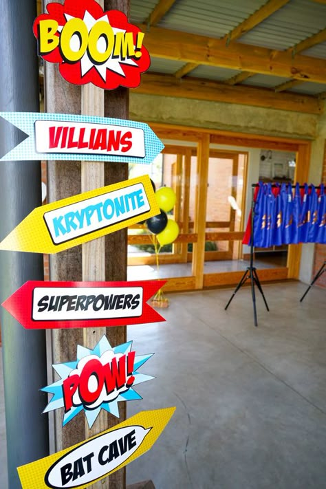 More to apply to super heroes of the Bible - Superhero Birthday Party | Pretty My Party Superheroes Theme Party, Superhero Theme Decorations, Super Hero Birthday Party Ideas Decoration, Superhero Birthday Sign, Super Hero Theme Party Decorations, Superhero Theme Decor, Marvel Theme Party Decoration, Super Héros Birthday Party, Superman Decorations Ideas