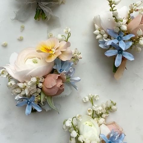 W I N S O M E (@winsome_floral) • Instagram photos and videos Boutonniere Wedding, June 16, Lily Of The Valley, Boutonniere, Pansies, The Valley, Oh My, Wedding Inspo, Floral Wedding