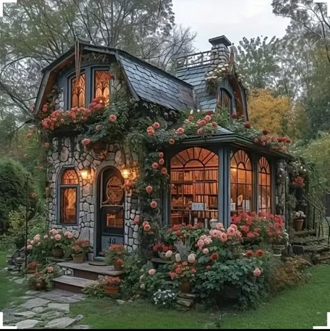 Cold Bedroom, Tiny Cottages, Fairytale Houses, Cute Cottages, Fantasy Architecture, Fairytale House, Safe Zone, Witch Cottage, Fairytale Cottage