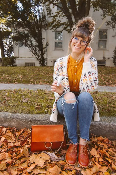 Ginger Fall Outfit, Quirky Fall Outfits, Vintage Fall Outfits, Looks Retro, Colorful Fall Outfits, Bright Outfit, I Love Fashion, Winter Shopping, Working In Retail