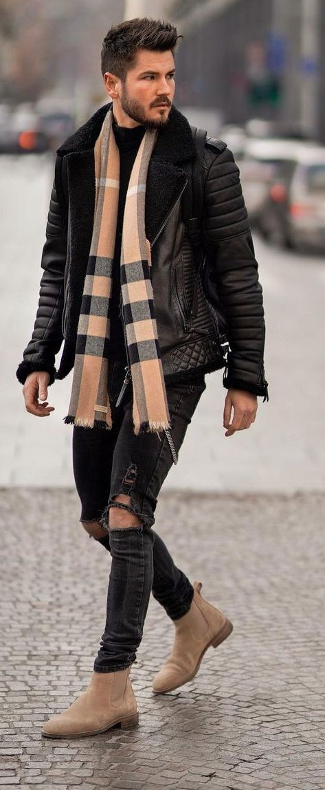 Hottest Winter Outfits 2021 Ny Winter Outfits, Street Style Winter Outfits, Hot Winter Outfits, Mens Brown Coat, Sport Coat Outfit, Style Winter Outfits, Jeans Boots Outfit, Style In 2023, New York Luxury