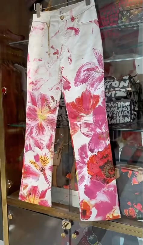 Roberto Cavalli Pants, Vintage Cavalli, Print Pants Outfit, Flower Clothes, Vintage Roberto Cavalli, Flower Pants, Concept Clothing, Swag Girl Style, Concert Fits