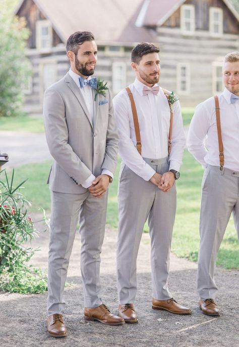 Light Grey Wedding Suits For Men, Outdoor Summer Wedding Groomsmen Attire, Groom Attire Outdoor Wedding Casual, Groom Attire Outdoor Wedding, September Groom Attire, Gray Mens Wedding Attire, Groomsmen Attire For Summer Wedding, Outdoor Groom Attire, Groomsmen Attire Light Grey