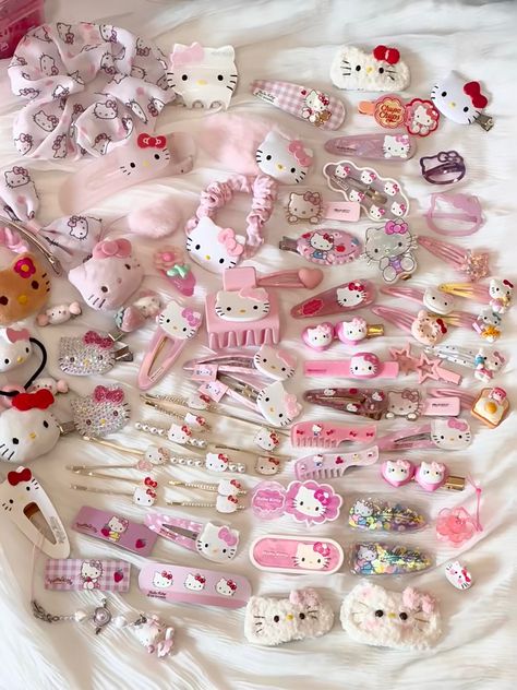 Sanrio Hair Clip, Hello Kitty Hair Clips, Hello Kitty Hair, Kawaii Hair Clips, Hello Kitty Makeup, Hello Kitty Clothes, Pretty Jewelry Necklaces, Hello Kitty Accessories, Kawaii Hairstyles