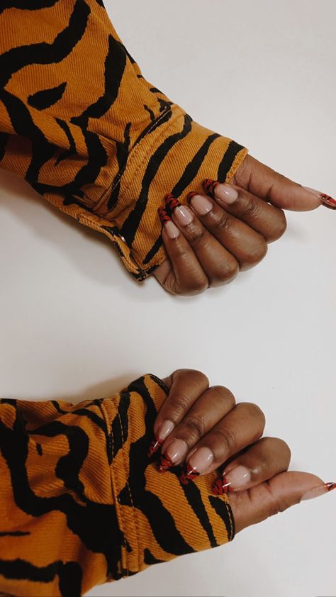 Summer Tortoise Shell Nails, Tiger Nails Designs, Tiger Print Nails, Tiger Stripe Nails, Berry Nail Polish, Tiger Nail Art, Animal Print Nail Art, Holiday Nail Polish, Berry Nails