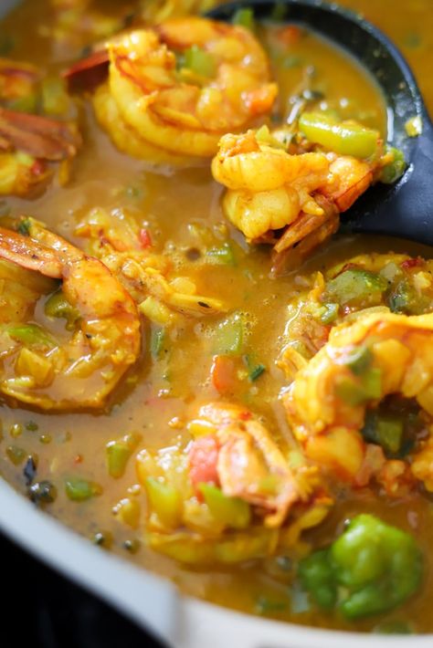 Jamaican Shrimp Curry, Curry Shrimp Jamaican, Cooked Shrimp Recipes, Jamaican Curry, Goat Recipes, Jamaican Cuisine, Jamaican Dishes, Curry Shrimp, Best Seafood Recipes