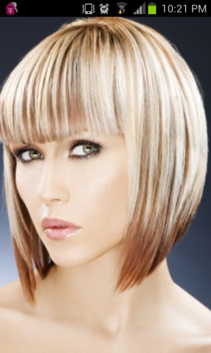 Two tone bob hairstyle, the new bob Inverted Bob Hairstyles With Bangs, Bob Hairstyles With Fringe, Hairstyles With Fringe, Graduated Bob Hairstyles, Bobbed Hairstyles With Fringe, Bob With Fringe, Beyonce Hair, Tan Skin Blonde Hair, Κούρεμα Bob