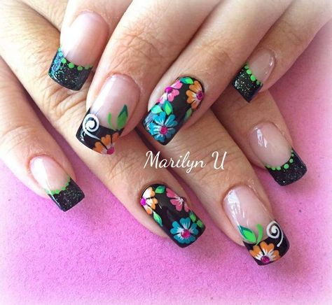 Mexican Theme Nails Acrylic, Mexican Nail Ideas, Summer Nails2022, Nails Acrylic Coffin Summer, Mexican Themed Nails Acrylic, Nail Art Kit Tools, Mexican Nail Art, Summer Nail Looks, Summer Nails 2020