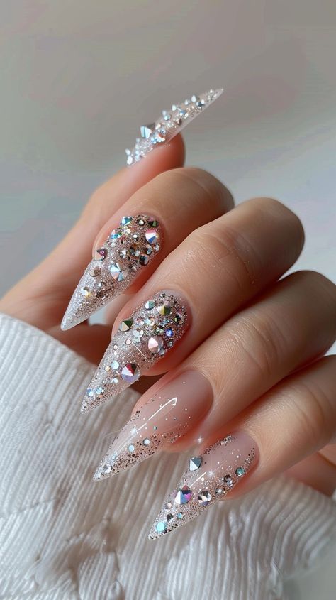 Bridal Nail Designs, Nail Nail Designs, Bridal Nail, Diamond Nail Art, Nail Jewels, Glamour Nails, Swarovski Nails, Nails Design With Rhinestones, Almond Acrylic Nails