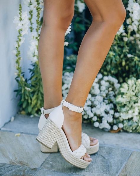 Platform Espadrille Sandals, Lantern Sleeved Blouses, Simple Bangle, Beige Heels, Vegas Baby, Platform Espadrilles, Leather Espadrilles, Platform Heel, Espadrille Sandals