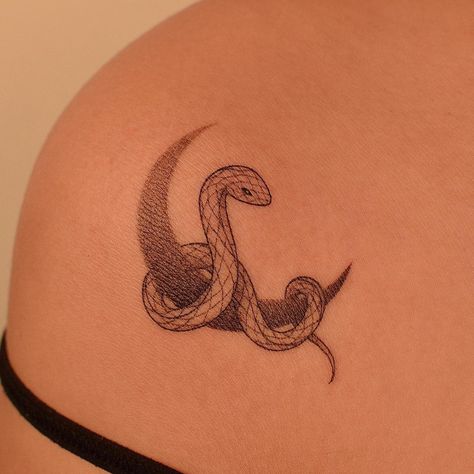 Yin Yang Snake, Snake Tattoo, Yin Yang, Infinity Tattoo, Fish Tattoos, I Tattoo, Jesus Fish Tattoo, Tattoos, On Instagram