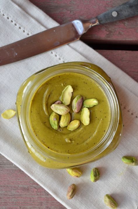 Pistachio Spread, Nut Butter Recipes, Pistachio Butter, Pistachio Cream, Jar Mockup, Nut Recipes, Butter Spread, Butter Recipes, Nut Butters