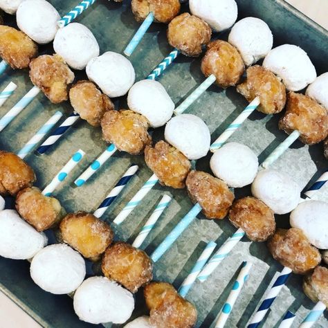 Doughnut Hole Kabobs | Penny's Food Blog Mini Donut Display Ideas, Donut Holes On A Stick, Mini Donut Kabobs, Donut Holes Skewers, Doughnut Holes Display, Donut Hole Skewers Brunch Ideas, Donut Skewers Doughnut Holes, Donut Hole Skewers, Donut Hole Kabobs