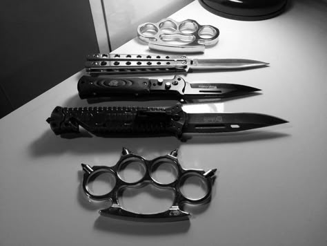 Knife Aesthetic, Pretty Knives, Knife Collection, Cool Knives, Tactical Gear, Girly Things, Different Types, Aesthetic Pictures