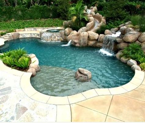 California Pools, Kleiner Pool Design, Kolam Air, Diy Swimming Pool, Small Pool Design, Backyard Pool Landscaping, Small Pools, Dream Pools, Backyard Pool Designs