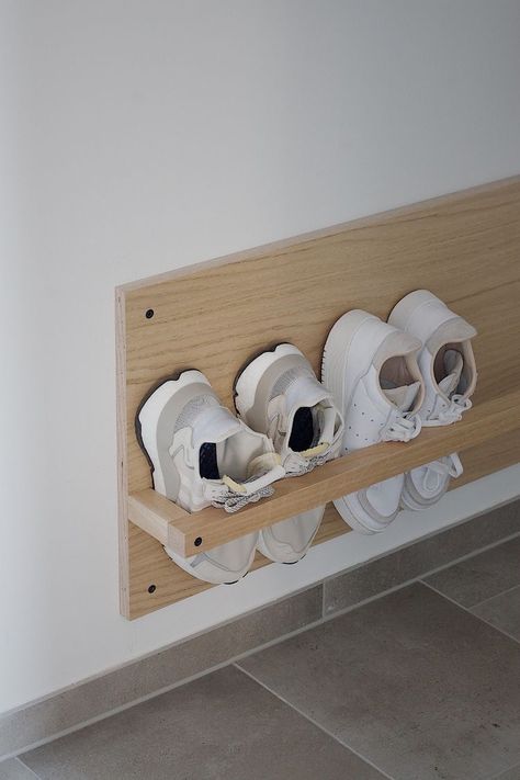 Koti Diy, Home Deco, Shoe Rack, Wood Diy, Home Projects, The Wall, Wood Projects, Home Organization, Home Interior Design