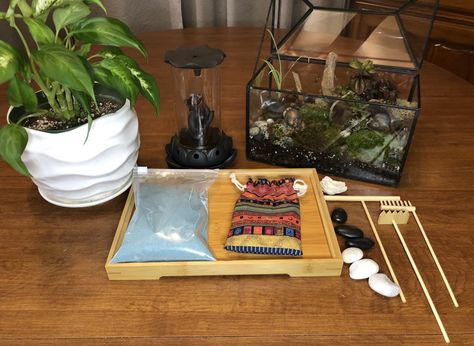 Desktop Zen Garden Diy, Desktop Zen Garden, Garden Escape, Diy Desktop, Zen Gardens, Peaceful Environment, Zen Garden, Zen, Good Things