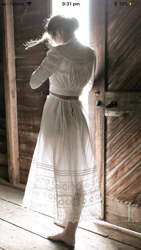 Cottagecore Victorian Cotton Dress For Daywear, Cottagecore Victorian Cotton Dress For Spring, White Fitted Victorian Prairie Dress, Fitted Victorian Cotton Prairie Dress, White Victorian Prairie Dress, White A Line Dress, Farm Dress, German Dress, Romantic Outfit