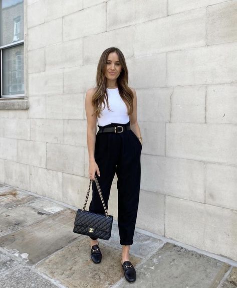 Tipos de estilo ¿Con cuál te identificas? – OMG Business Casual Outfits For Work, Classy Work Outfits, Stylish Work Outfits, Casual Chic Outfit, Casual Work Outfits, Looks Chic, Mode Inspo, Work Outfits Women, Professional Outfits