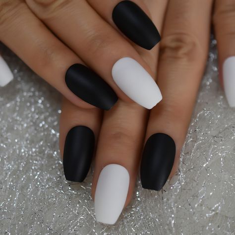 Black And White Matte Nails, Black Ballerina Nails, White Matte Nails, Nail Ballerina, Cheer Athletic, Black And White Nails, Black Ballerina, Nails Medium, Ballerina Nails