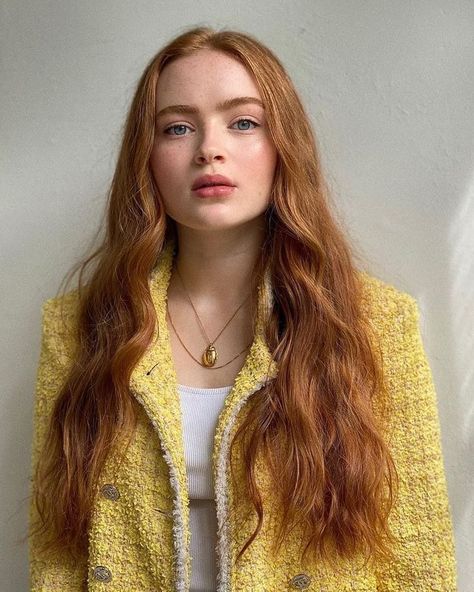 #sadiesink #maxmayfield #strangerthings #alltoowellshortfilm #sadie #sink #gingergirl #aesthetic #gingeraesthetic ليلي كولينز, Stranger Things Max, Sadie Sink, Emma Roberts, Emma Stone, Ginger Hair, Benedict Cumberbatch, Emma Watson, Redheads