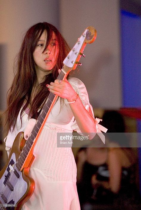 Kazu Makino of Blonde Redhead during Wrangler 47 Party with Blonde Redhead at Barneys Co-op in New York City, New York, United States. Kazu Makino, D'arcy Wretzky, Blonde Redhead, Female Guitarist, Vintage Inspiration, Post Punk, Indie Rock, New Wave, Guitarist