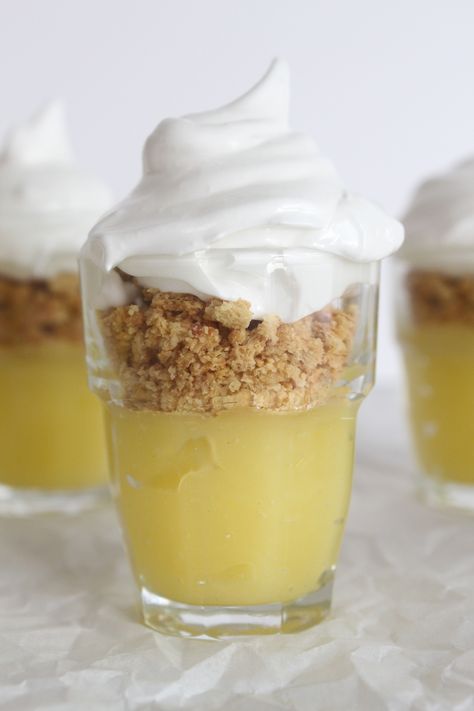 lemon meringue pie shooters | alwayseatdessert.com Pie Shooters, Lemon Water Health Benefits, Treat Burns, Lemon Juice Benefits, Hot Lemon Water, Lemon Health Benefits, Lemon Uses, Drinking Lemon Water, Lemon Water Benefits