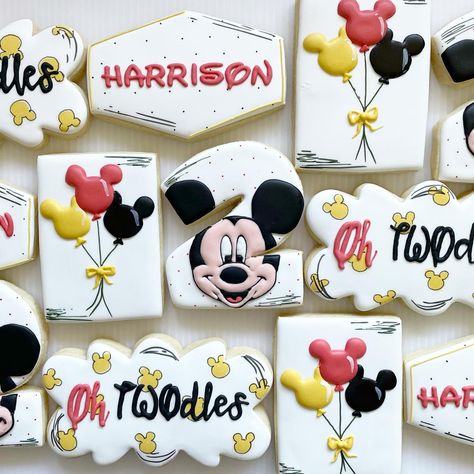 Ashley | Spokane Sugar Cookies (@bradyladybakery) | Instagram Γενέθλια Mickey Mouse, Mickey Mouse Birthday Theme, Mouse Cookies, Disney Themed Cakes, Hot Diggity Dog, Mickey 1st Birthdays, Mickey Mouse Cookies, Disney Desserts, Disneyland Birthday