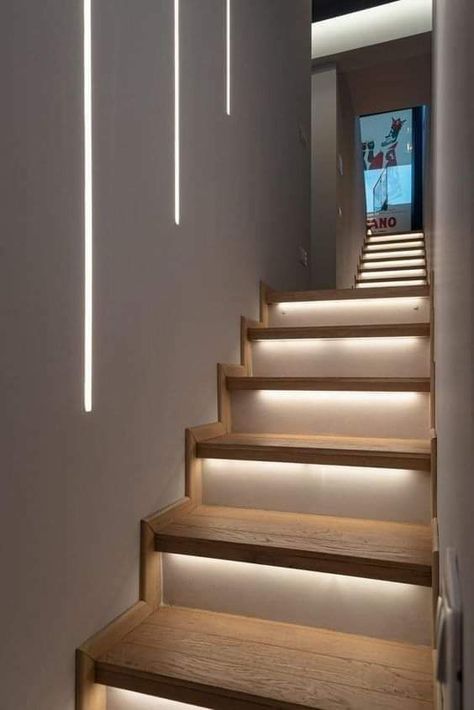 Lighted Stairs Indoor, Lighting On Stairs, Illuminated Stairs, Stair Lighting Ideas, Stairs Light Design, Lighted Stairs, Circular Skylight, Stairs Lights, Light Stairs