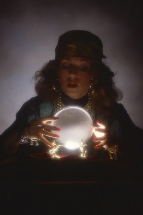 Fortune Teller Aesthetic, Psychic Aesthetic, Unsleeping City, Vintage Fortune Teller, Fortune Teller Costume, Vintage Witches, The Fortune Teller, Blithe Spirit, Psychic Readings Free