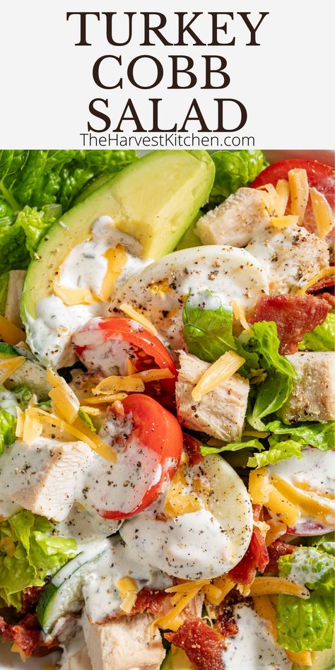 This Turkey Cobb Salad recipe is a delicious high protein salad made with leftover turkey, turkey bacon, cheddar cheese and avocado all tossed in a delicious homemade ranch dressing. Turkey Salads, Healthy Turkey Salad Recipe, Simple Salad Recipe, Turkey Cobb Salad, Cob Salad Recipe, Turkey Cobb Salad Recipe, Turkey Club Salad, Cobb Salad Healthy, Healthy Cobb Salad