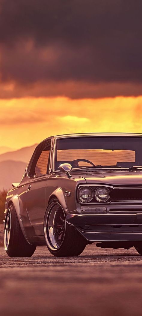 Nissan Skyline 2000, Desktop Themes, Apple Background, Ios Wallpaper, Ipad Ios, Custom Muscle Cars, Wallpaper For Iphone, Nissan Skyline, Jdm Cars