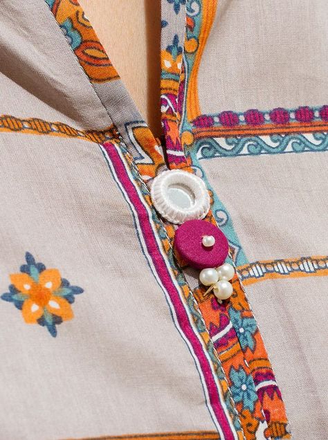 Button Neck Design, Kurta Buttons, Neck Design With Buttons, Dress Maker, Neck Desgine With Button, Button Design For Kurti, Button Embroidery, Buttons Design On Kurti, Handmade Buttons For Kurti