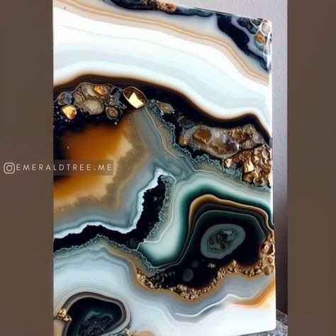 Large Geode Wall Art, Resin Geodes, Resin Pours, Geode Wall, Agate Art, Amazing Resin, Acrylic Painting Diy, Resin Geode, Acrylic Pouring Techniques