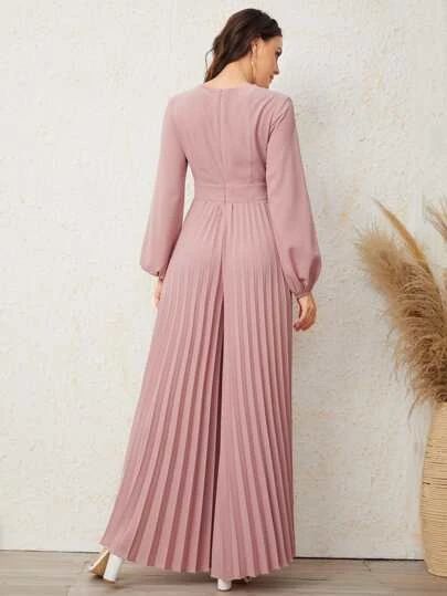 Vestidos Color Pastel, Dusty Pink Style, Classy Jumpsuit, Pleated Jumpsuit, Comfy Jumpsuits, Solid Jumpsuit, Backless Jumpsuit, Lantern Sleeve, Wide Leg Jumpsuit