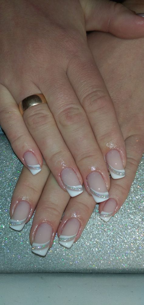 Nails For Older Women Over 50 Nailart, Nails For Older Women, Women Over 50, Fancy Nails, Over 50, Nail Designs, Nail Art, Nails, Beauty