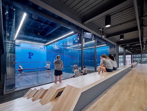 Soccer Training Facility, Padel Courts Design, Squash Court Design, Squash Sport, Squash Game, Squash Club, Sports Training Facility, Soccer Center, Office Cabin Design