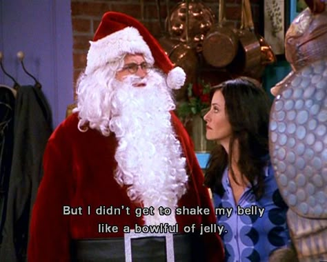 Chandler Bing [in the Santa Claus Costume] & Monica Geller Friends Christmas Episode, Friends Thanksgiving Episodes, Friends Costumes, Christmas Tv Shows, Christmas In Ireland, Chandler Friends, The Santa Claus, Monica And Chandler, Christmas Episodes