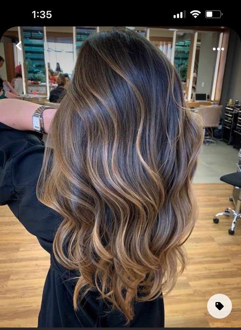 Highlights Brown Hair Short, Perfect Wavy Hair, Balyage Long Hair, Highlights Brown Hair Balayage, Balayage Hair Caramel, Pelo Cafe, Black Wavy Hair, Brunette Balayage, Hot Hair Colors