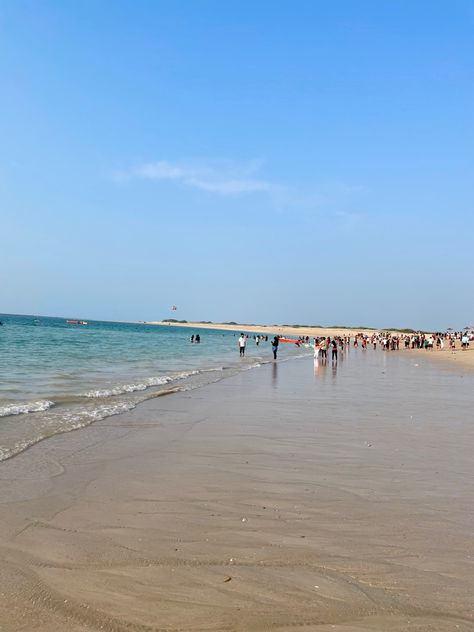 જુવો શિવરાજપુર બીચ નો ખુબસુરત નજારો See the beautiful view of Shivrajpur beach 🏖 near Dwarka of Gujarat. #shivrajpurbeach #beach #dwarka #beachlife #gujarattourism #exploregujarat #travelphotography #evening #beachvibes #incredibleindia #gujaratdiaries #gujarat Shivrajpur Beach Dwarka, Shivrajpur Beach, Evening View, Best Snapchat, Hand Pictures, Snapchat Picture, Mehndi Designs For Beginners, Stylish Watches, Beautiful View