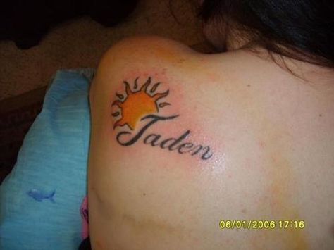 Name tattoo on back of shoulder. Jaden, with sun. Tattoo On Back Of Shoulder, Name Tattoos On Back, Sun Text, Kokopelli Tattoo, Money Rose Tattoo, Bloom Tattoo, Sunshine Tattoo, Tattoo On Back, Sun Tattoo Designs