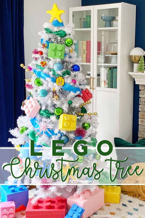 Crismas Tree, Lego Christmas Ornaments, Lego Ornaments, Decorating A Tree, Lego Christmas Tree, Lego Tree, Tree Building, Woodland Christmas Tree, Harry Potter Christmas Tree