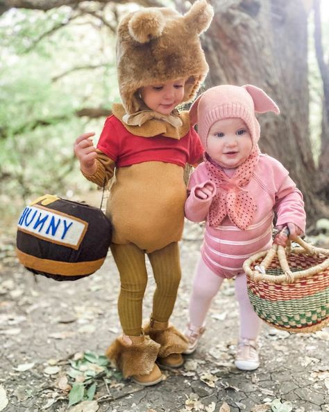 Pooh Costume Diy, Piglet Halloween, Piglet Halloween Costume, Pooh Costume, Winnie The Pooh Costume, Baby Kostüm, Pooh Piglet, Costumes Diy, Diy Toddler