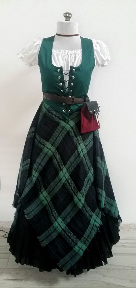 Highlander Woman Costume, Celtic Woman Costume, Women’s Tartan Outfit, Irish Cultural Clothing, Celtic Blue Dress, Irish Dress Traditional, Celtic Dress Pattern, Celtic Clothing Women, Celtic Ren Faire Costume