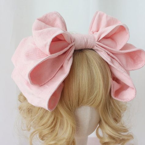 Price for a KC only. Lolita Accessories:KC White Hair Bows, Black Hair Clips, Bow Hairband, Bow Fashion, Wedding Hair Clips, Bow Hair Accessories, Wedding Bows, Large Bow, Big Bow