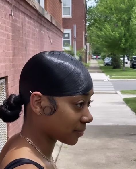 Slick Back Knot Bun, Weave Ponytail Hairstyles, Sleek Ponytail Hairstyles, Knot Bun, Black Ponytail Hairstyles, Quick Natural Hair Styles, Quick Weave Hairstyles, Pretty Braided Hairstyles, Girls Hairstyles Braids