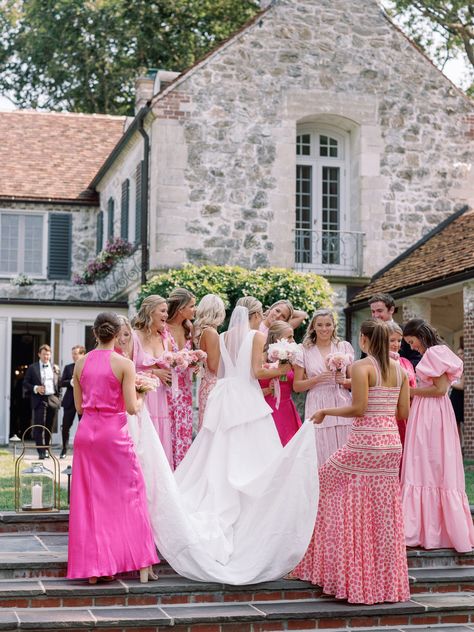 First look with the bridal party wearing unique pink dresses. Mismatched Blue Bridesmaids, Pink Mismatched Bridesmaid Dresses, Mismatched Blush Bridesmaid Dresses, Bridesmaid First Look, Pink Bridesmaid Dresses Mismatched, Light Pink Bridesmaids, Light Pink Bridesmaid Dresses, Mix Match Bridesmaids, Wedding Black Tie