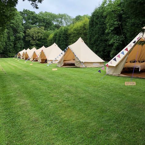 Wedding Glamping Tents, Bell Tent Wedding, Wedding Glamping, Campsite Setup, Glamping Wedding, Full Bedding, Glamping Weddings, Festival Style Wedding, Wedding Farm