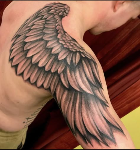 Men Wing Tattoo Back, Angel Wings On Back Of Neck, Wings Tattoo On Shoulder, Wings Shoulder Tattoo, Back Wing Tattoo, Wings Tattoo Back, Wing Tattoo On Shoulder, Wings Back Tattoo, Angel Wing Tattoo